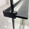 Immagine 3/7 - Rochelle Black porta asciugamani e porta sapone 140 cm